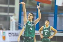 فوز المنتخب الجزائري على نظيره التونسي (67-61)