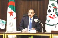 التّكوين.. حجر الأساس لبناء مستقبل الكرة الجزائرية