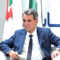 الجلفـة تكتبنـي.. والطّفولــة تمسـك بالقلم