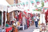 150 حرفيــا يعرضـون «أسفــارا» إلى عمق الجمـال