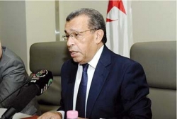 بن خالفة يشارك في ملتقى حول سياسة الميزانية والنمو