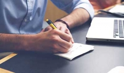 إدخال الصحافيين كمساهمين يعزز حرية التعبير والصحافة