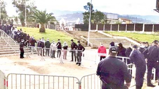 الاتّحاديــة تعلــن نفاد 14 ألف تذكــرة