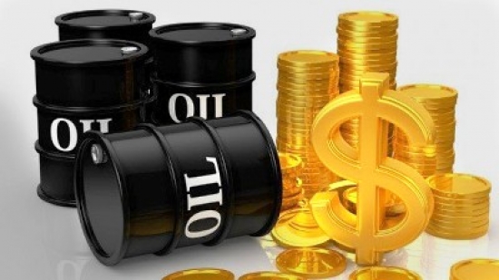 أسعار النفط تنتعش مجددا فوق 63 دولارا