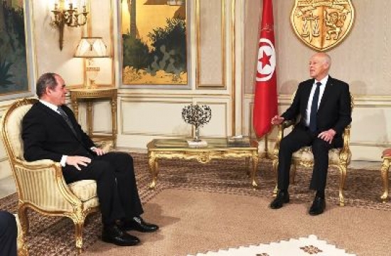 بوقادوم يستقبل من الرئيس التونسي قيس سعيد