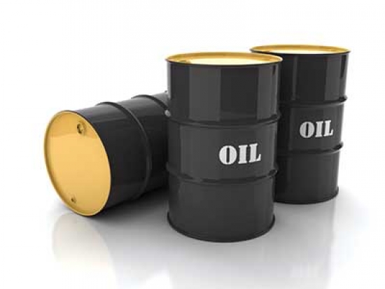 أسعار النفط تتماسك  وإيران تدعم استقرار السوق