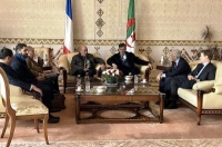 وزير الخارجية الفرنسي : الجزائر &quot;قوة سلم تتمسك بحزم باحترام سيادة الدول&quot;