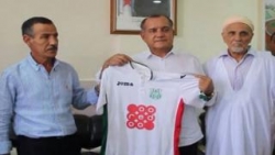 سريع غليزان:  يوسف بوزيدي يعلن استقالته من تدريب الفريق