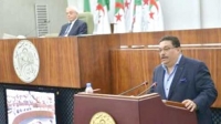 دعوة الشعب الجزائري إلى  التمسك بالوحدة الوطنية