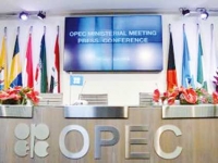 «أوبك» وشركاؤها يجددون التزامهم باستقرار السوق النفطية