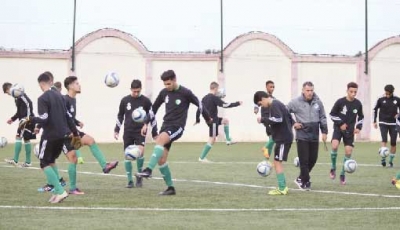 التكوين .. الخيار الحتمي  لتطوير الكرة الجزائرية على أسس علمية