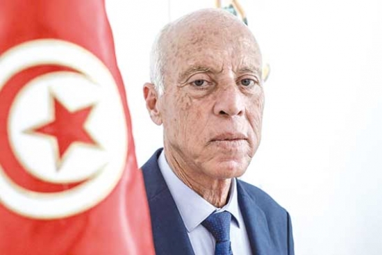 قيس سعيّد أقنع التونسيين بمشروعه القائم على ثقافة القانون
