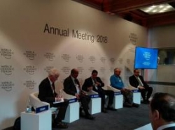 مساهل يمثل الرئيس بوتفليقة في أشغال المنتدى الاقتصادي العالمي لدافوس