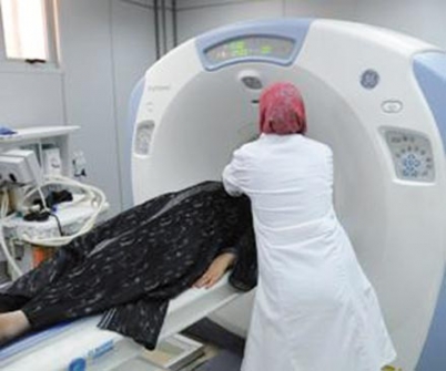 المستشفى في حاجة إلى طبيب مختص في الأشعة لتشغيل جهاز سكانير