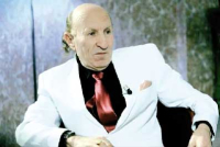 رميمـز..كوميـدي موهـوب تـرك مساهمـات كبـيرة