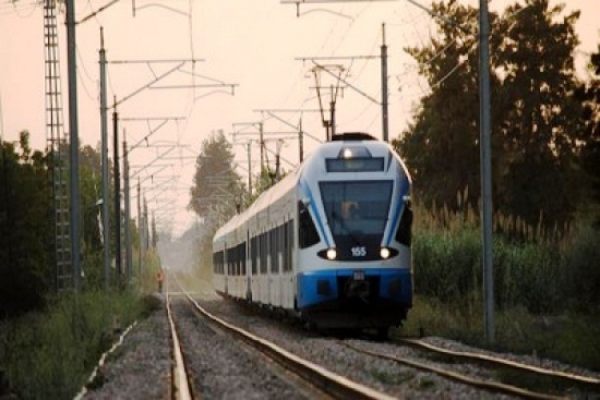 النقل بالسكك الحديدية : استئناف الرحلات عبر خط الجزائر- العفرون وخطوط الناحية الغربية