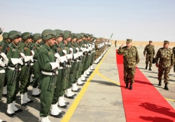 الفريق أحمد ڤايد صالح في زيارة عمل وتفتيش إلى الناحية العسكرية السادسة بتمنراست