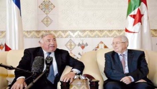 بن صالح ونظيره الفرنسي يوقعان اتفاق تعاون في المجال البرلماني