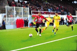 مباراة مفتوحة بين مولودية وهران واتحاد العاصمة