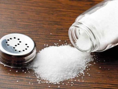 تناول كميات كبيرة من الملح قد يسبب تغيرات في المخ مرتبطة بالخرف