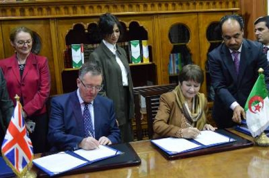 التوقيع على اتفاقية تعاون بين الجزائر وبريطانيا لتطوير تعلم اللغة الإنجليزية والتكوين