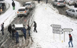 التقلبات الجوية : غلق حركة المرور في 19 طريقا وطنيا و 30 طريقا ولائيا بسبب تساقط الثلوج