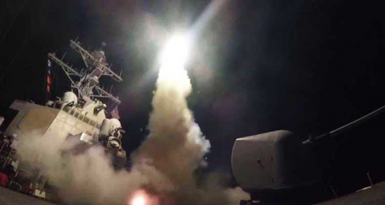 الرئيس الأمريكي يأمر بهجمات في سوريا.. وانفجارات ضخمة شرق دمشق