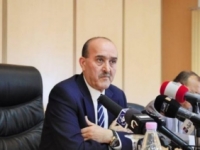 وزير الداخلية يكشف عن احصاء 8 ملايين جزائري يعيشون في 15 ألف منطقة ظل