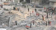 قصف صهيوني مكثف على غزة ومداهمات في الضفة