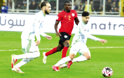 «الخضـــــــــــــــــر” يواصلـــــــــــــــــــــون تقــــديم مستويــــــــــات عاليـــــــــة