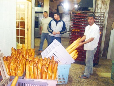 غلق 40 مخبزة تحيل 240 عامل على البطالة 