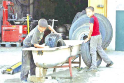 حقـوق الأطفـال المغاربـة تنتهـــك بتواطـؤ رسمي