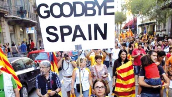 برلمان كتالونيا يقرر الاجتماع الأثنين لإعلان الاستقلال