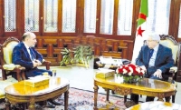 بن صالح يستقبل وزيري الشؤون الدينية والتجارة