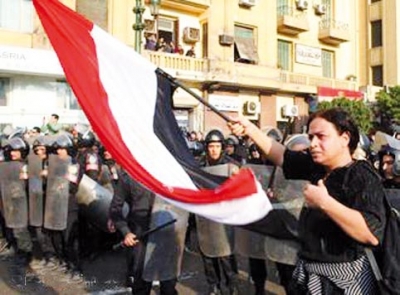 صراع المواقع يدخل مصر في مأزق سياسي خطير