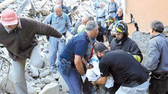 ارتفاع قتلى زلزال إيطاليا إلى 267 و400 مصاب