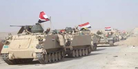 القوات العراقية تشق طريقها نحو مطار الموصل