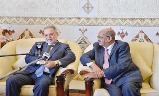 وزير الخارجية اليمني: نعول على الجزائر لإحلال السلام