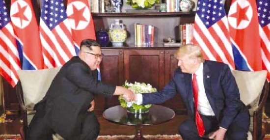 ترامب وكيم يتعهدان بالتعاون لإحلال السلام في شبه الجزيرة الكورية