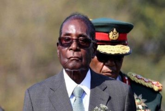 زيمبابوي: روبرت موغابي يستقيل من منصب رئيس الجمهورية