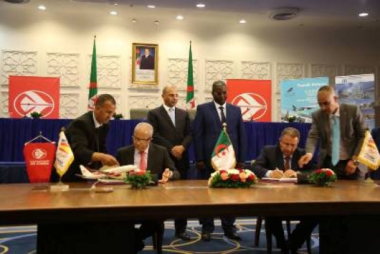 توقيع إتفاقيتين بين وزارتي الأشغال العمومية والسياحة والصناعة التقليدية