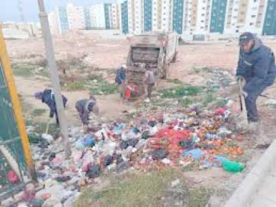 تنظيف الجسور والقضاء على المفارغ العشوائية