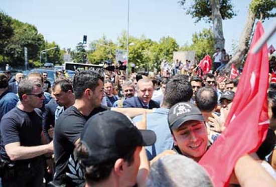 أردوغان: العملية إهانة للديمقراطية واستهانة بالشعب التركي