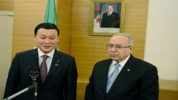 الجزائر واليابان تعملان على &quot;تعزيز أكثر&quot; لعلاقاتهما الثنائية