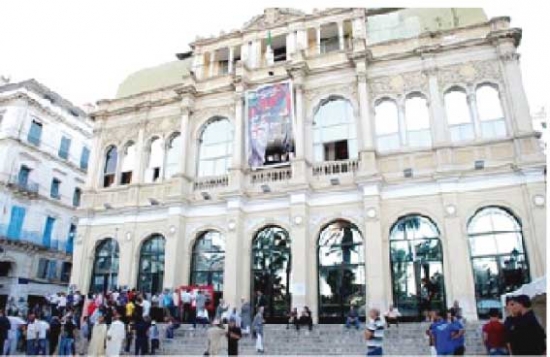 أرشيف مسرح الجزائر  يضيع في صمت
