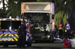 فرنسا:اصابة 6 من أفراد &quot;سانتينيل&quot; في عملية دهس بسيارة
