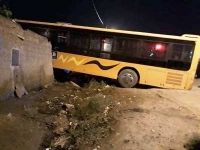 أربعة قتلى و جريحان في اصطدام حافلة لنقل الطلبة بسيارتين في بوينان بالبليدة