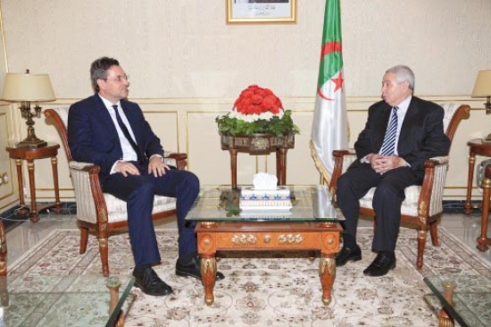 بن صالح يستقبل سفير جمهورية التشيك بالجزائر