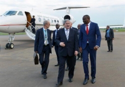 أويحيى يصل كيغالي للمشاركة في القمة الاستثنائية للاتحاد الإفريقي