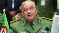 الفريق ڤايد صالح: «الشعب والجيش دوما في التصدي لإفشال المؤامرات ضد الجزائر